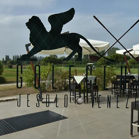 Jesolo Living At Golf Club Jesolo Apartamento Exterior foto