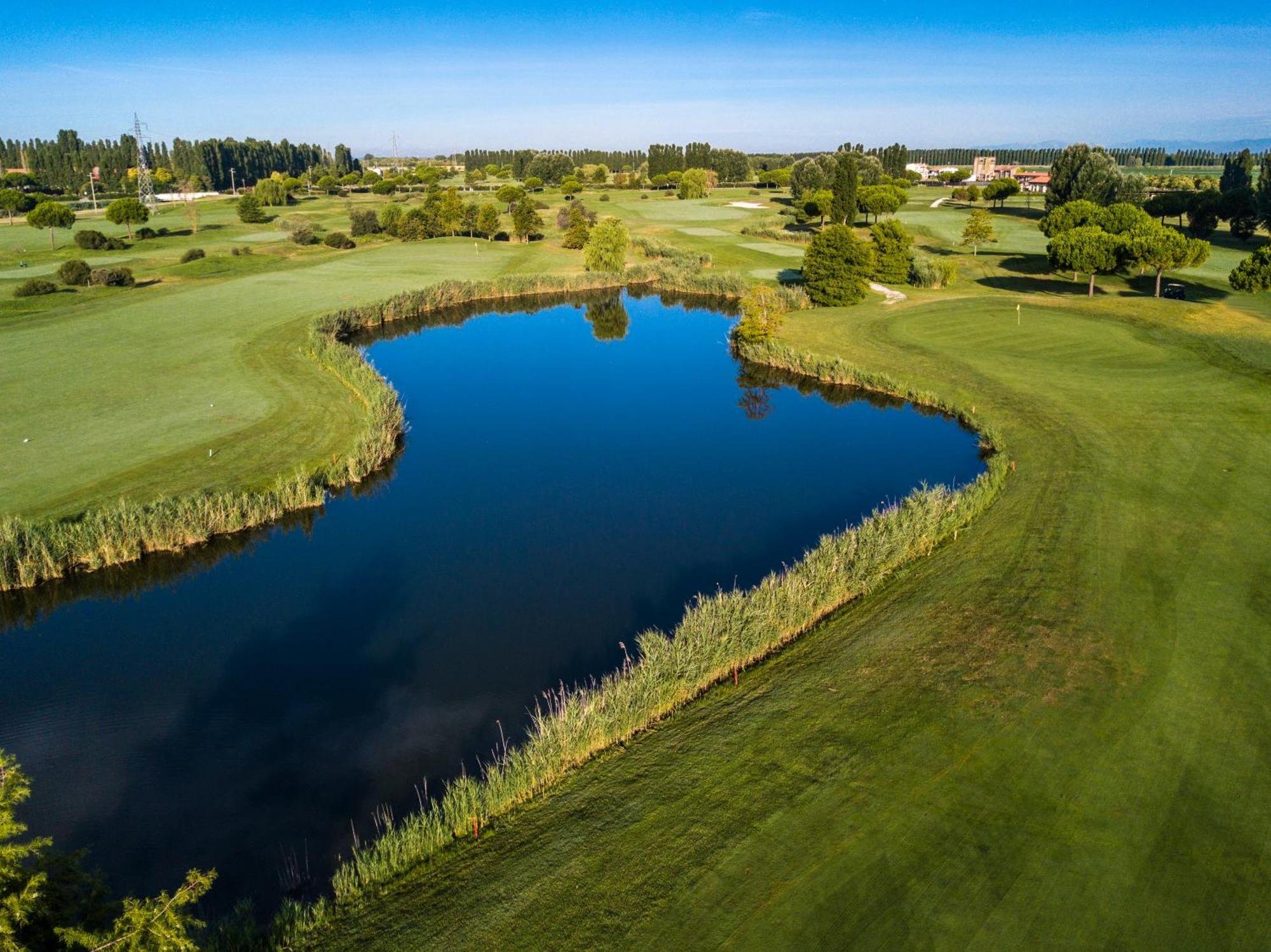 Living At Golf Club *